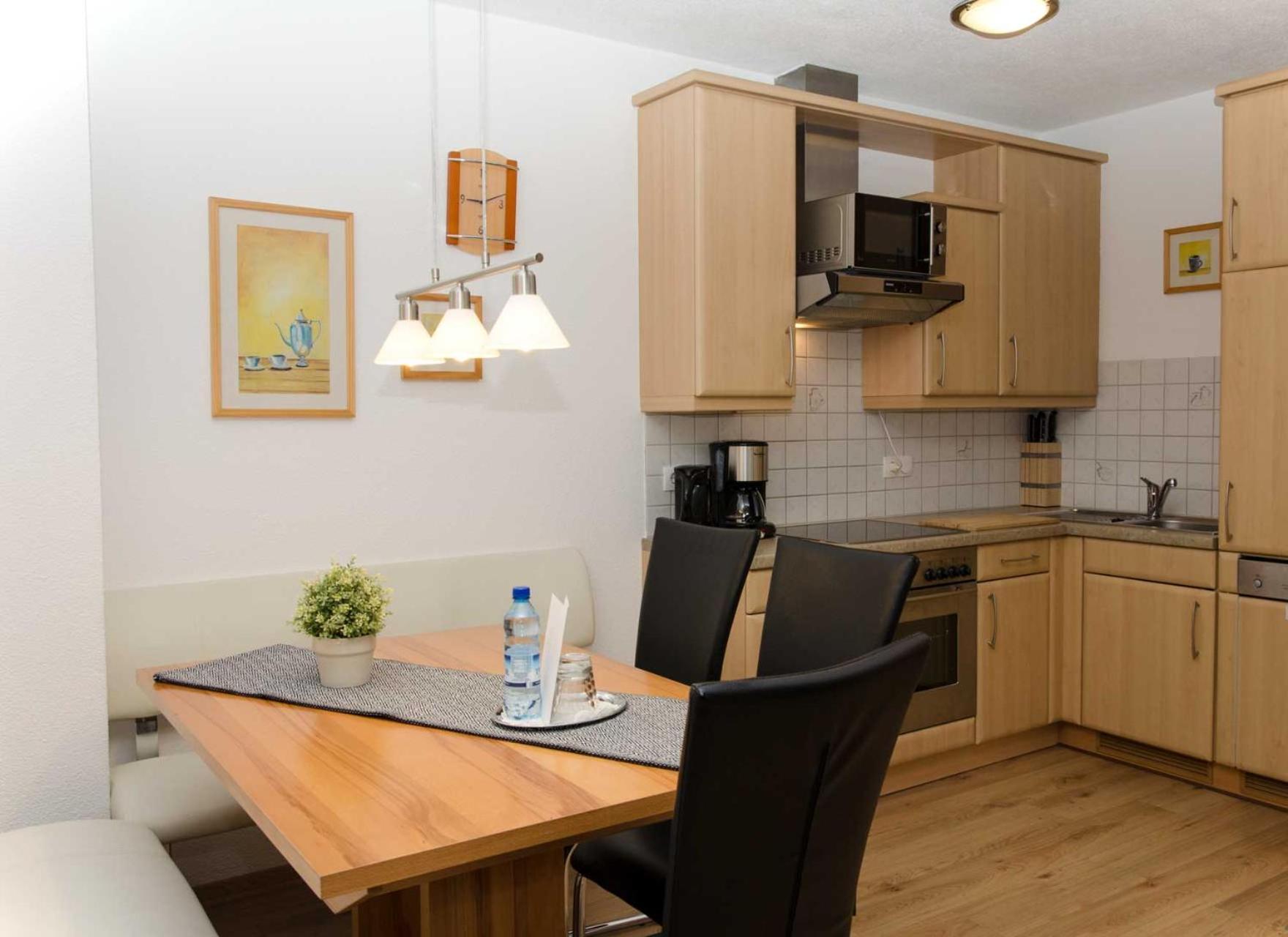 Haus Alpin Apartments بيتنيو آم أرلبرغ المظهر الخارجي الصورة