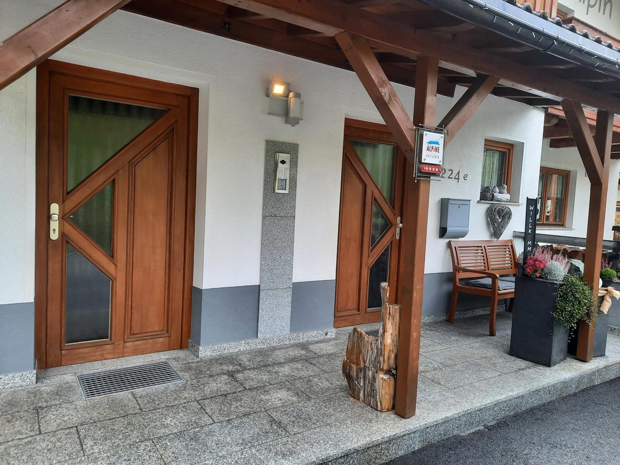 Haus Alpin Apartments بيتنيو آم أرلبرغ المظهر الخارجي الصورة